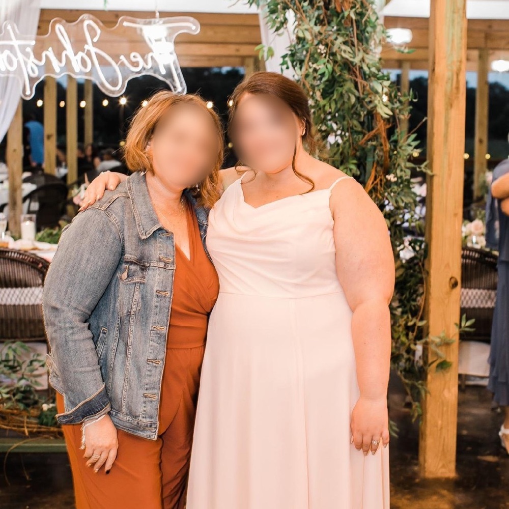 David’s Bridal bridesmaid dress in size 20th color petal!